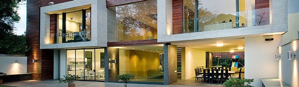 Contemporary home with illuminated glazing
