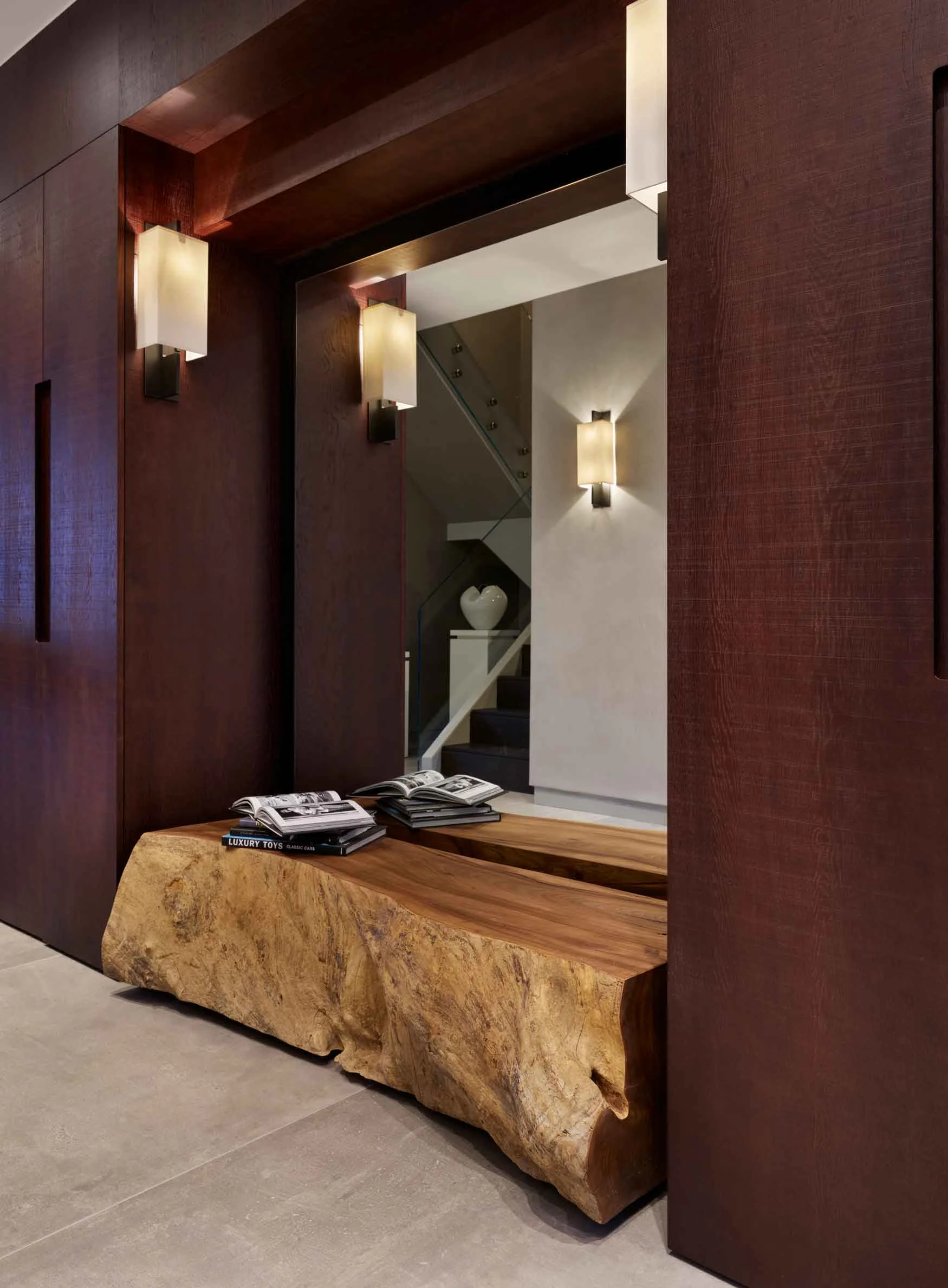 Poolhouse Lakes Wardrobe 2 Lutron Lights