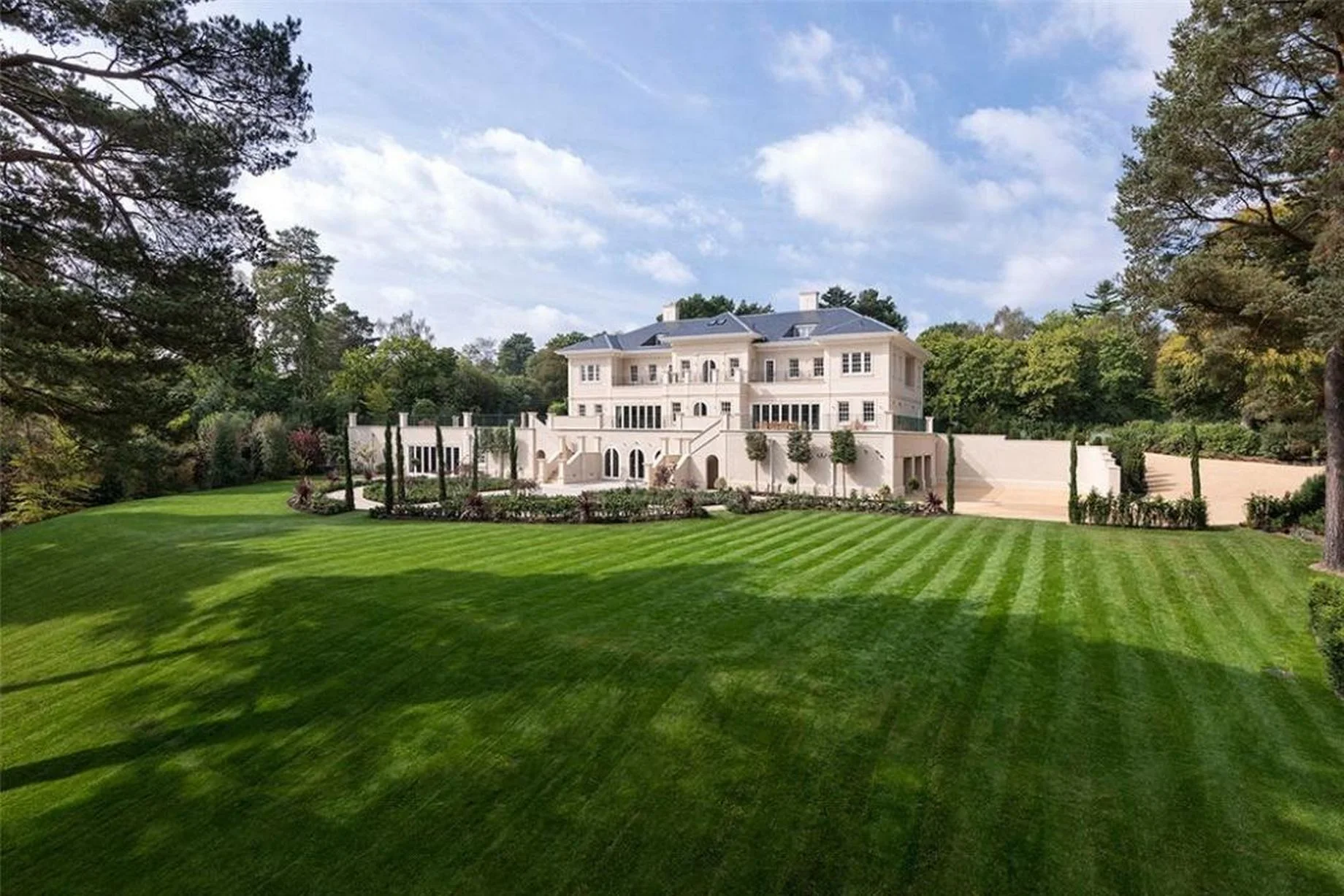 Woodrow Mansion Rear View Garden